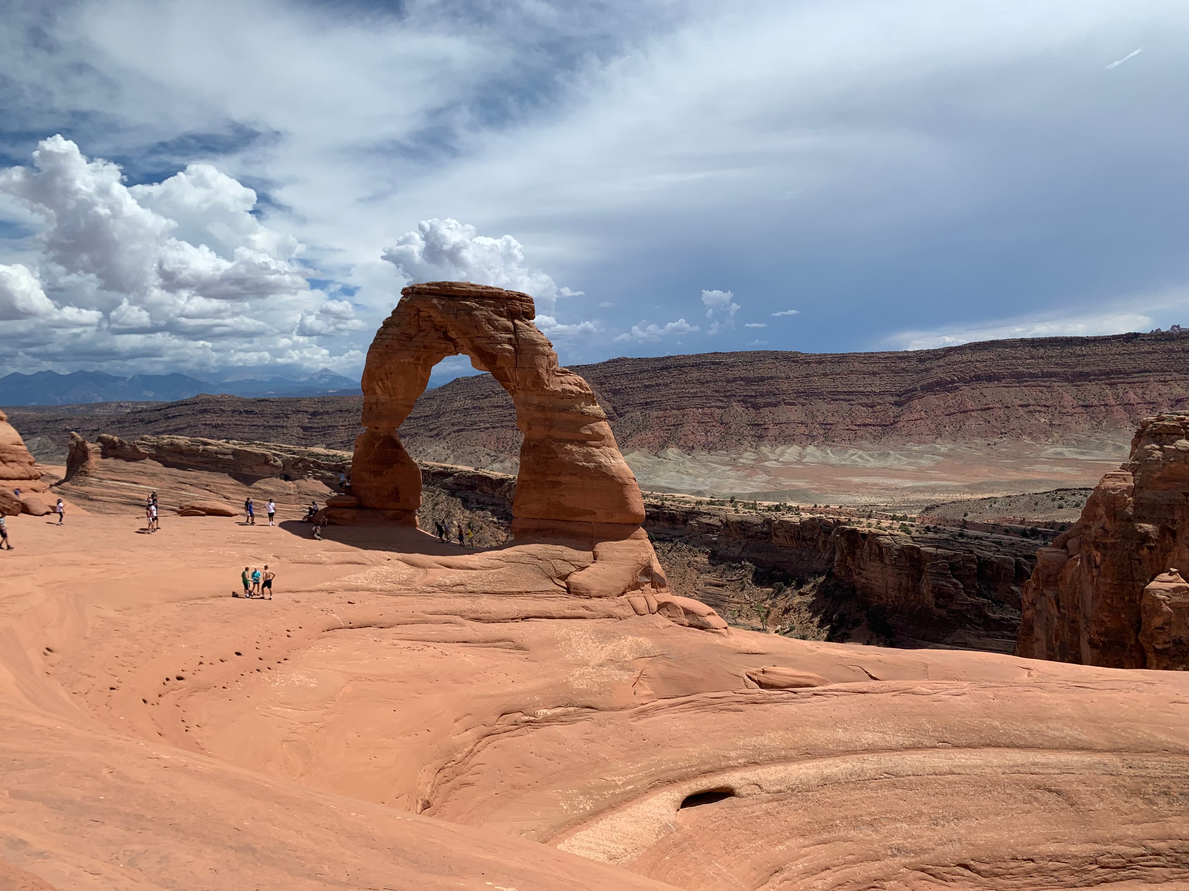 Delicate Arch under Utah sky